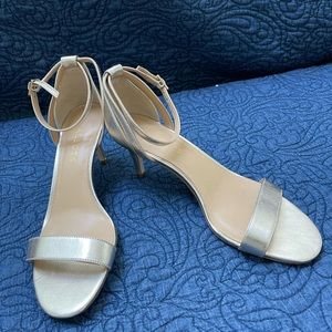 Talbots Gold Strappy Dress Sandals Size 7.5